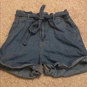 H and M paper bag waist shorts